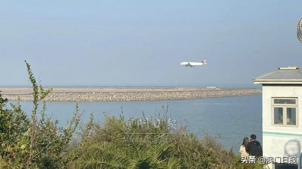 元旦假期第二日，29萬人次出入境