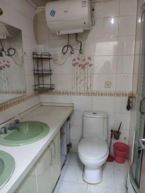 73㎡另類法式豪宅:廚房可以看電視,馬桶上面能洗手? 73㎡另類法式豪宅:廚房可以看電視,馬桶上面能洗手?