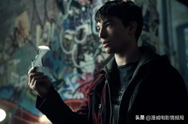 這下尷尬了，華納DC決定暫停與閃電俠演員埃茲拉·米勒的合作