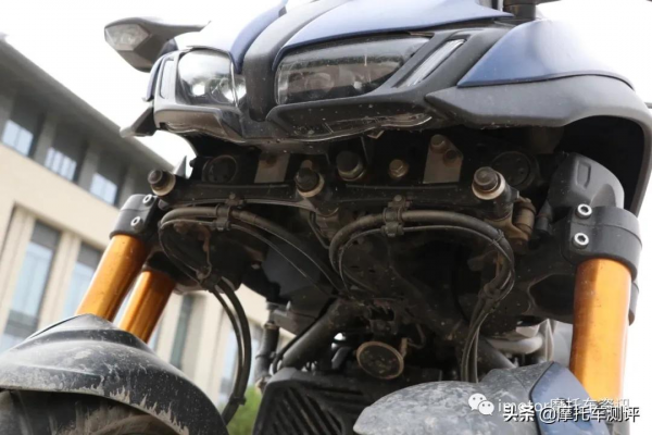 顛覆印象，敦煌試駕雅馬哈倒三輪NIKEN