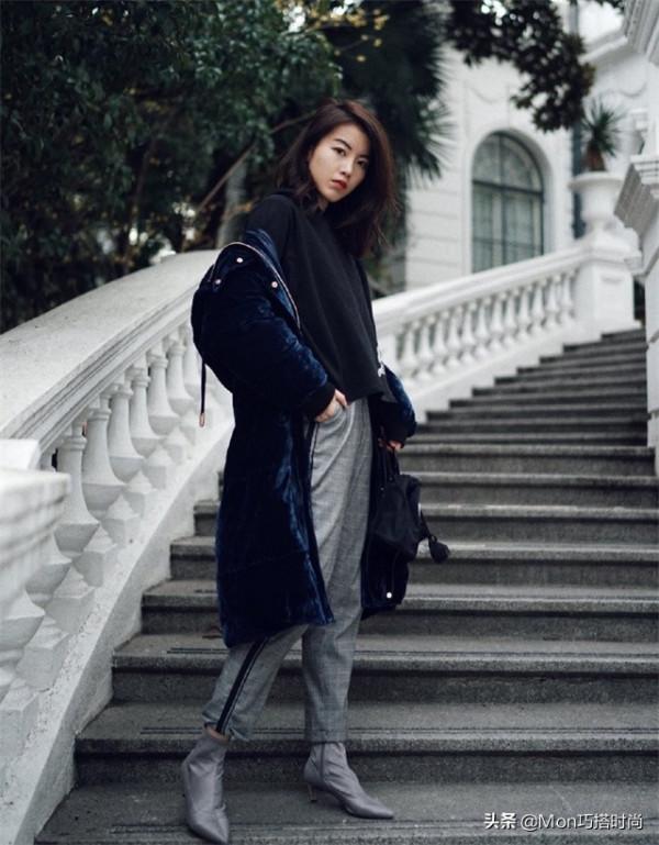 秋天過了一半才發現,穿衛衣時,還是配“裸靴”最好看,時髦顯高 秋天過了一半才發現,穿衛衣時,還是配“裸靴”最好看,時髦顯高