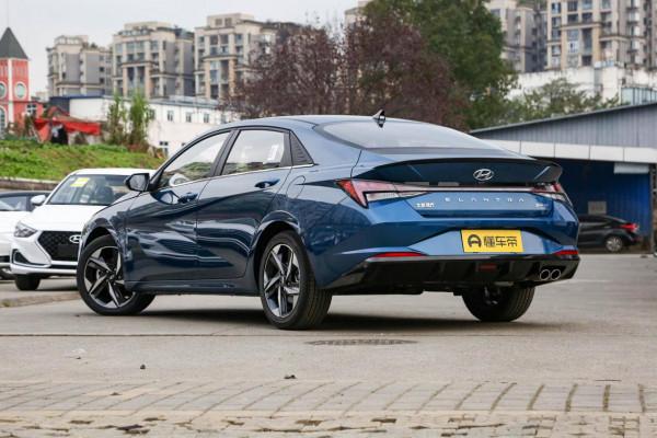 推薦3款溜背轎跑，國產、合資都有，配渦輪動力，10來萬可入手