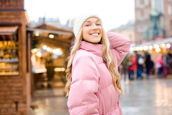 看了張小嫻最偏愛的作品才明白，為什麼愛情的得失從來就不重要