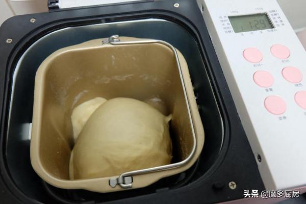 做麵包只要一臺麵包機，多圖詳解麵包製作，低糖無油配方真不錯