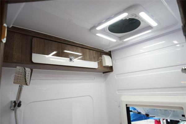 想要又大又豪華的客廳?這賽沸爾房車,兼顧旅居商務的最佳車型 想要又大又豪華的客廳?這賽沸爾房車,兼顧旅居商務的最佳車型