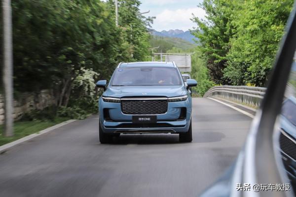 奶爸標配6座大SUV 理想ONE可謂是國產高水準之作! 奶爸標配6座大SUV 理想ONE可謂是國產高水準之作!