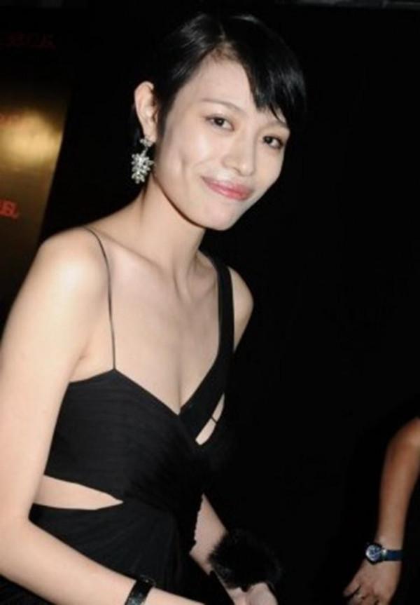 18歲和汪峰未婚生子,19歲為愛自盡,葛薈婕的故事比你想的還惡劣 18歲和汪峰未婚生子,19歲為愛自盡,葛薈婕的故事比你想的還惡劣