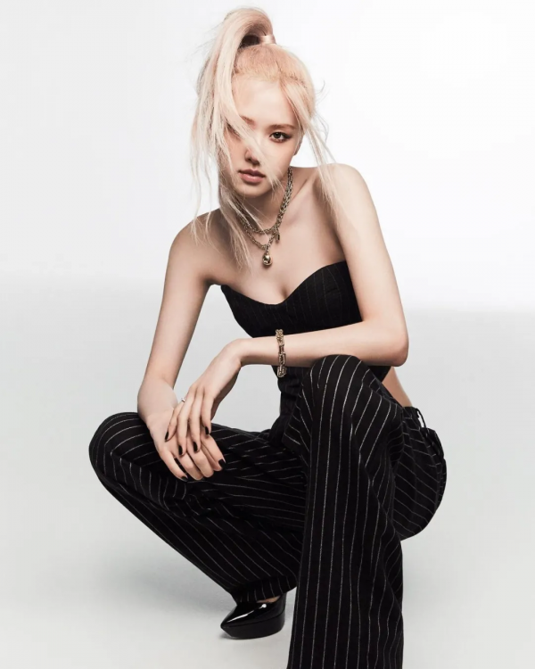 BLACKPINK拍封面被嘲&OpenCurlyDoubleQuote;摳圖打假現場&rdquo;？網友：韓國雜誌你沒有心