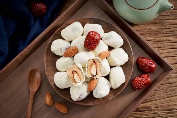 過年買零食，別再買瓜子花生了，8種零食多囤點，老少都愛吃