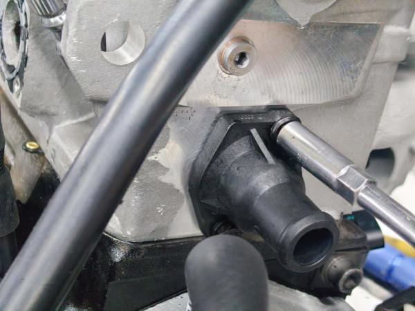 忙裡偷閒｜完美修復一臺桑塔納旅行版的發變系統，結尾治癒強迫症