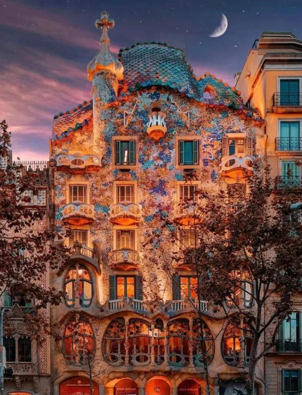 25張圖片看奇妙世界,青花陶瓷服裝,日本透明廁所 25張圖片看奇妙世界,青花陶瓷服裝,日本透明廁所