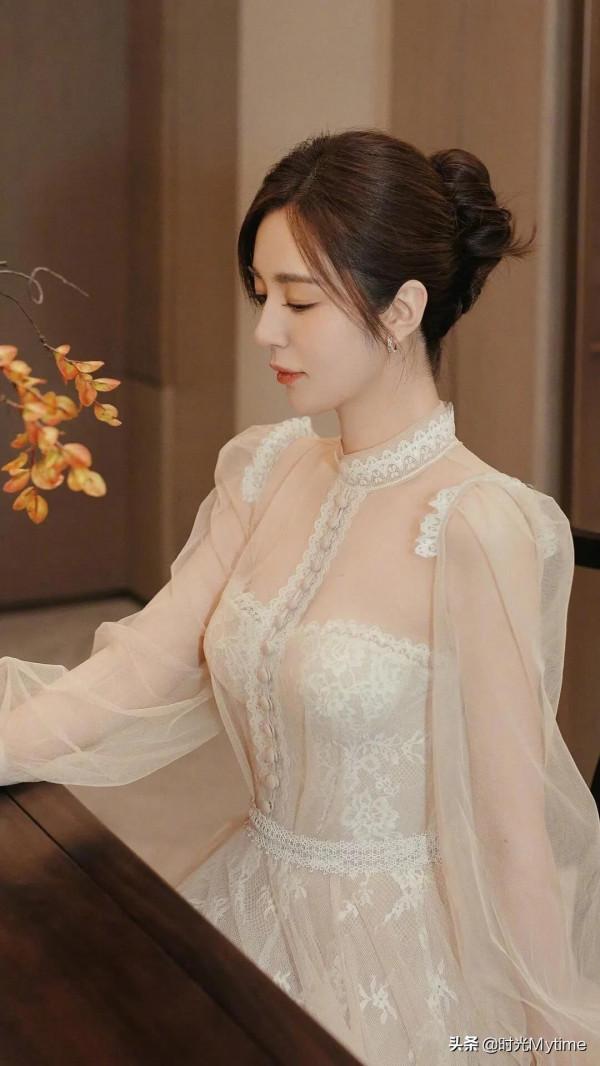 明星桌布：美女王曉晨，學戲曲的演電視也不錯喲