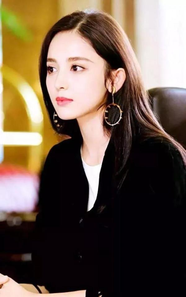 千嬌百媚的古力娜扎 千嬌百媚的古力娜扎