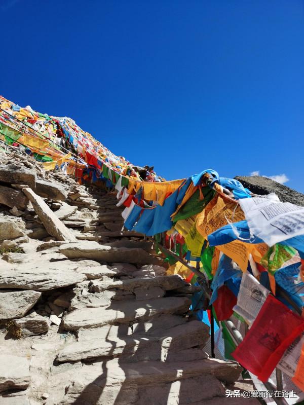 西藏拉姆拉措，傳說能看到人的前世來生