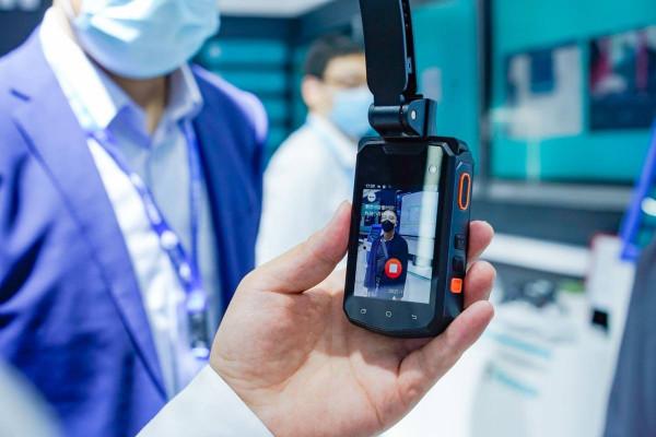 海信5G安防終端Z50、D50同時獲公共安全行業最高榮譽“金鼎獎”