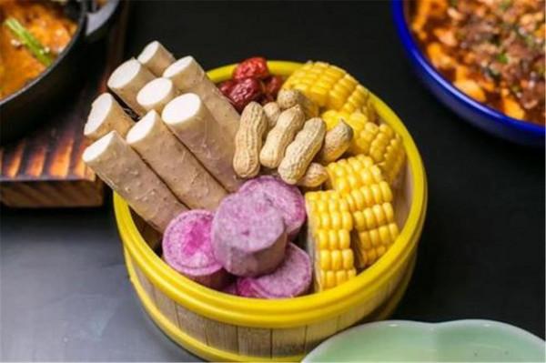 70歲後，身體若有這6種變化，或是“衰老”的表現，不妨自測下吧