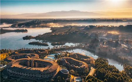 雲南寶藏小城，高鐵30分鐘直達，中秋國慶躺平玩兒