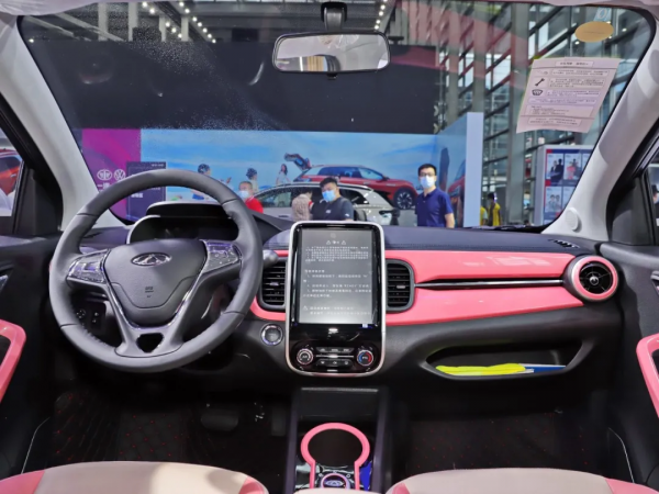 “本本族”最愛！不到3萬買新車，不怕風吹雨淋，邊開邊練手