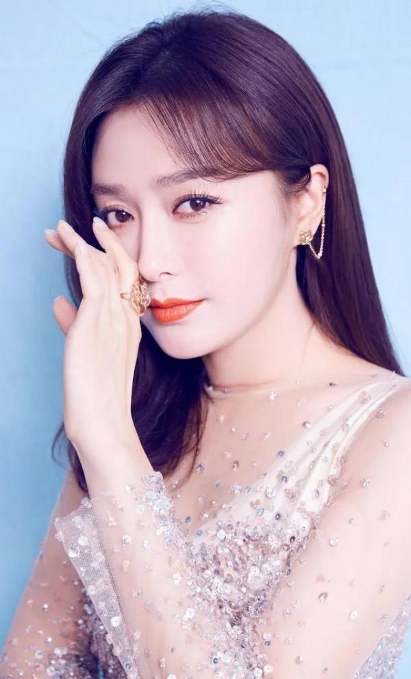 《突圍》女主秦嵐,絕美女神,清純美麗,李亞文追她執迷黃曉明 《突圍》女主秦嵐,絕美女神,清純美麗,李亞文追她執迷黃曉明