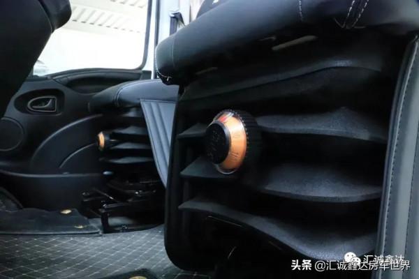 隔音保暖質量強的瑞弗房車，動力強帶氣旋座椅！內飾古典住著舒適