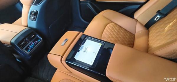 漢EV旗艦 5G丹拿音響版 極光藍車身+金鱗橙內飾 高階感滿滿