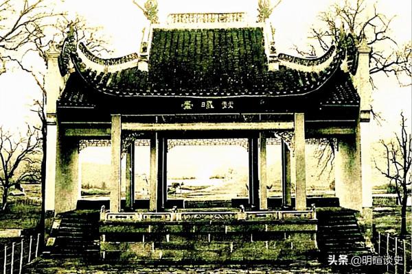 丈夫凌晨出殯，大風吹落棺材，縣令妙計破案，揭穿五條命案之謎