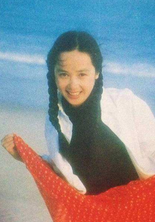 手撕緋聞小三，遭遇背叛卻不離婚，蔣雯麗遠比你想得更狠