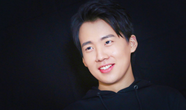 2021年爆紅的六位明星！最小25歲最大40歲，吳曉亮扮惡人演技封神