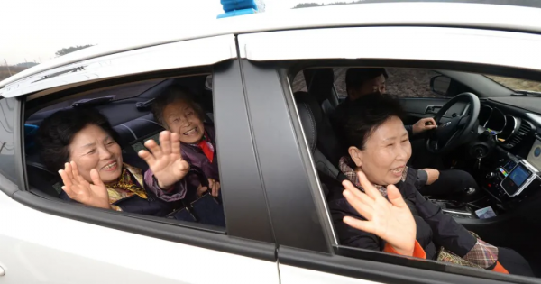 韓國農村空巢老人太慘！出門全靠走，村落十室三空，留守皆老人