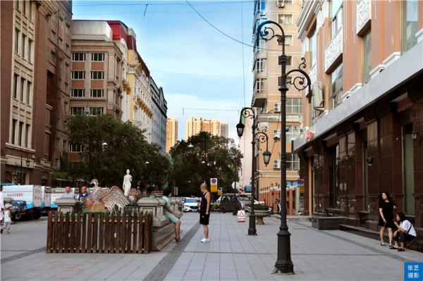 哈爾濱有條堪稱亞洲第一街:仿歐建築71棟,“黃金”鋪就的石頭路 哈爾濱有條堪稱亞洲第一街:仿歐建築71棟,“黃金”鋪就的石頭路