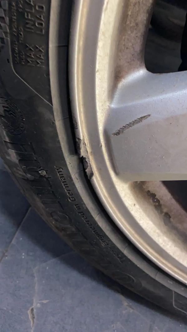 怪獸修車：翻新一輛“破爛不堪”的吉普指南者，滿血復活變新車