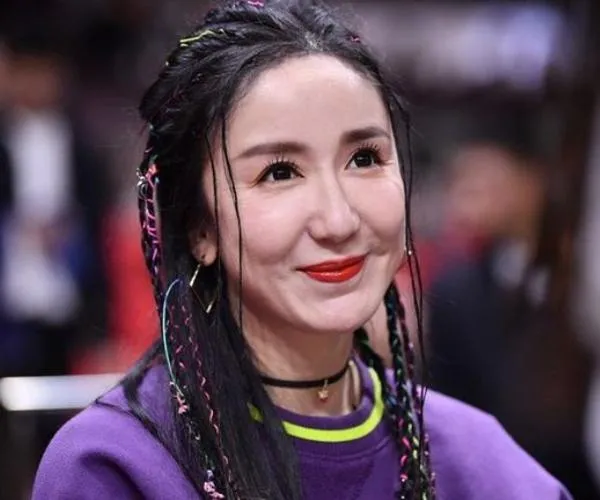 明明擁有媽生美貌，卻變成&OpenCurlyDoubleQuote;整容怪物&rdquo;？她們何苦啊