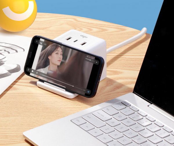 aigo立式無線充插座:以一抵六,支援iPhone 20W PD快充 aigo立式無線充插座:以一抵六,支援iPhone 20W PD快充