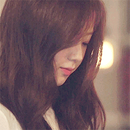 心疼ab,捂熱8年的資源被新晉“清水顏”小花拿下…… 心疼ab,捂熱8年的資源被新晉“清水顏”小花拿下……