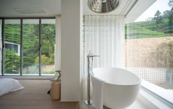 杭州民宿圈又一新作!270°落地玻璃躺看茶園,私享西湖邊避世秘境 杭州民宿圈又一新作!270°落地玻璃躺看茶園,私享西湖邊避世秘境