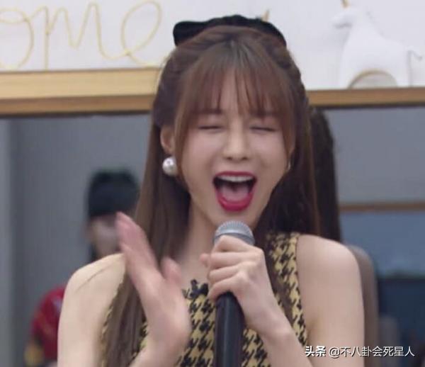 被搶鏡女星表現:關之琳露嫌棄,那英直接硬剛,倪妮放棄表情管理 被搶鏡女星表現:關之琳露嫌棄,那英直接硬剛,倪妮放棄表情管理