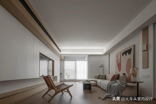 130㎡極簡自然風,方圓交錯,木白有序 130㎡極簡自然風,方圓交錯,木白有序