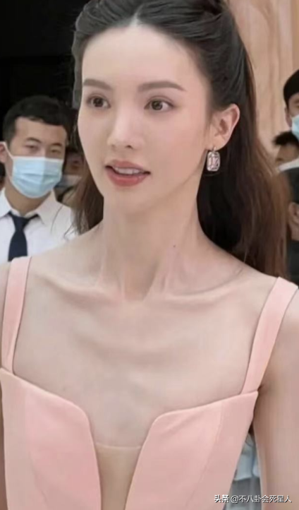 ​瘦到病態、動臉成癮、強行裝嫩，內娛的畸形審美真可怕