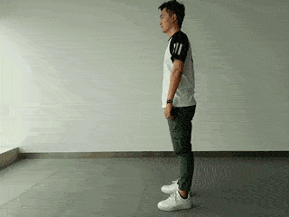 快停下,你以為護腰的5個動作,其實很傷腰 快停下,你以為護腰的5個動作,其實很傷腰