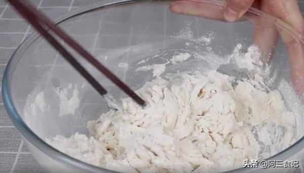 麵粉里加3塊豆腐乳，教你從沒吃過的做法，太香了，聞著都流口水