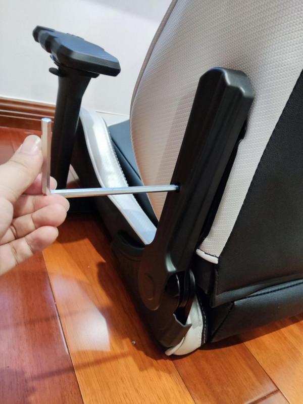 你的超能力是什麼?I'm so Riiiiich,安德斯特蝙蝠俠正義王座開箱 你的超能力是什麼?I'm so Riiiiich,安德斯特蝙蝠俠正義王座開箱