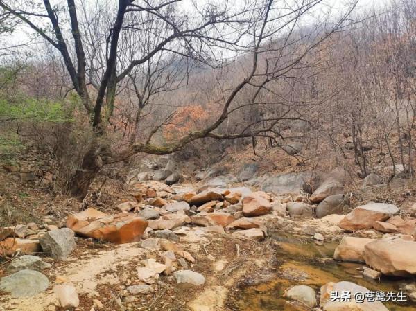 戲水玩沙、溜冰、探尋紅石。免費休閒遊玩好去處-魯山紅河谷 戲水玩沙、溜冰、探尋紅石。免費休閒遊玩好去處-魯山紅河谷