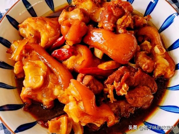 美食推薦:辣子雞,蒜薹炒肉,紅燒豬手,乾飯人確定不來一份嗎? 美食推薦:辣子雞,蒜薹炒肉,紅燒豬手,乾飯人確定不來一份嗎?