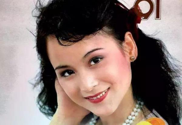 80年代當紅女星朱碧雲,巔峰時隱退遠走美國,如今過得怎麼樣了? 80年代當紅女星朱碧雲,巔峰時隱退遠走美國,如今過得怎麼樣了?