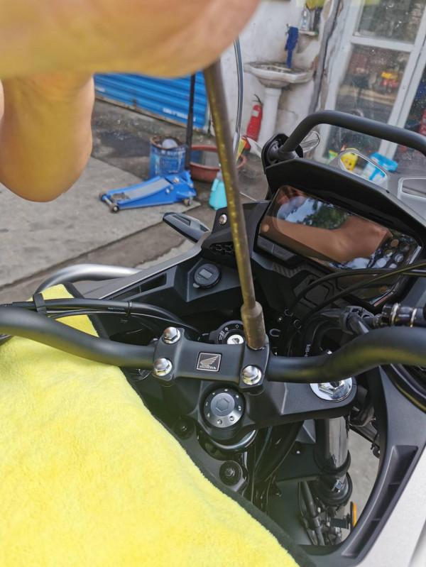 本田CB400X的初步騎行感受和舒適改裝之路(一)手把加高 本田CB400X的初步騎行感受和舒適改裝之路(一)手把加高