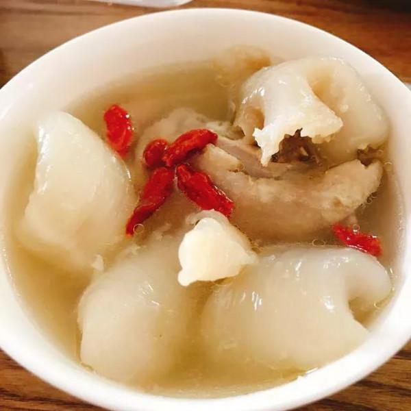 產後可以大量喝湯嗎 產後可以大量喝湯嗎