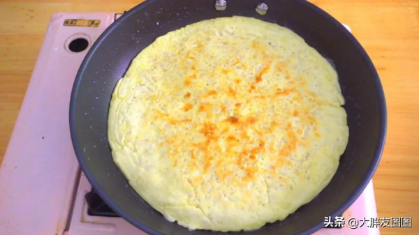 2勺燕麥，半杯牛奶，這樣做的早餐餅太軟了，快收藏起來