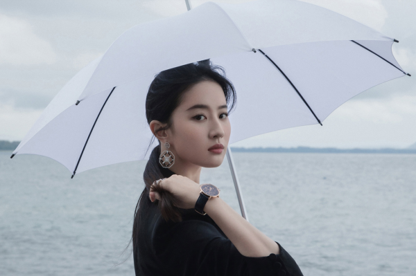 好看的眼睛有多好看呢?只服這6位女明星,眼睛裡有星星 好看的眼睛有多好看呢?只服這6位女明星,眼睛裡有星星