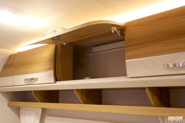 月薪7000就能買的拖掛房車！實拍卓美亞T420Z拖掛房車