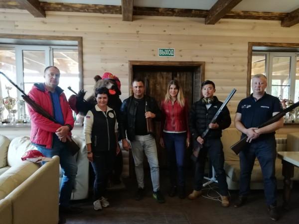 我在俄羅斯打槍，太刺激了